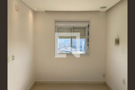 Quarto 1 de apartamento para alugar com 2 quartos, 77m² em Vila Sonia, São Paulo