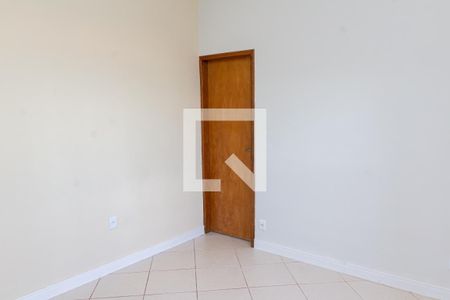 Sala de casa para alugar com 1 quarto, 102m² em Cosmos, Rio de Janeiro