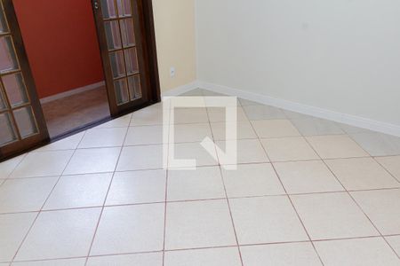 Sala de casa para alugar com 1 quarto, 102m² em Cosmos, Rio de Janeiro