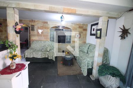 Sala de casa à venda com 2 quartos, 525m² em Glória, Belo Horizonte