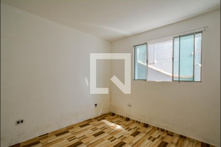 Quarto 2 de casa para alugar com 2 quartos, 50m² em Jardim Marek, Santo André