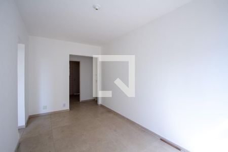 Sala de apartamento para alugar com 2 quartos, 65m² em Brasilândia, São Gonçalo