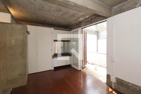 Suíte 1 de casa à venda com 3 quartos, 235m² em Jardim das Bandeiras, São Paulo
