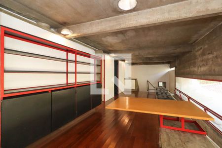 Sala 1 de casa à venda com 3 quartos, 235m² em Jardim das Bandeiras, São Paulo