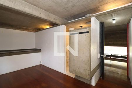 Suíte 1 de casa à venda com 3 quartos, 235m² em Jardim das Bandeiras, São Paulo