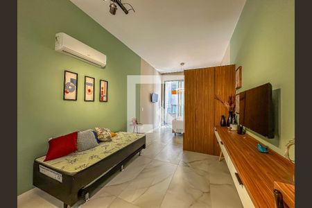 Kitnet/Studio para alugar com 1 quarto, 45m² em Centro, Rio de Janeiro