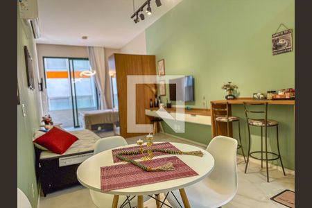 Kitnet/Studio para alugar com 1 quarto, 45m² em Centro, Rio de Janeiro