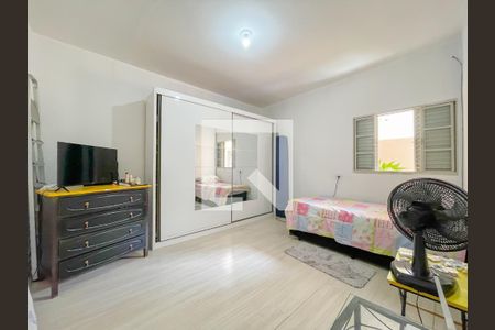 Quarto (Casa Superior) de casa à venda com 2 quartos, 408m² em Jardim das Flores, Osasco