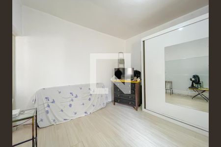Quarto (Casa Superior) de casa à venda com 2 quartos, 408m² em Jardim das Flores, Osasco