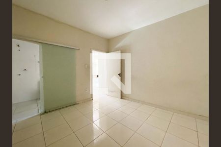 Casa à venda com 4 quartos, 366m² em Bandeirantes, Contagem