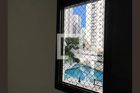 Vista Quarto 1  de apartamento para alugar com 2 quartos, 117m² em Chácara Agrindus, Taboão da Serra
