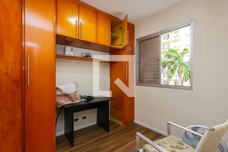 Quarto 1 de apartamento para alugar com 2 quartos, 46m² em Vila Andrade, São Paulo