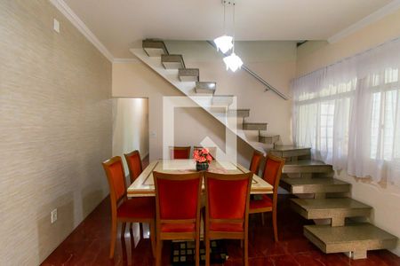 Sala de Jantar de casa à venda com 4 quartos, 340m² em Jardim Nice, São Paulo