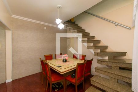 Sala de Jantar de casa à venda com 4 quartos, 340m² em Jardim Nice, São Paulo