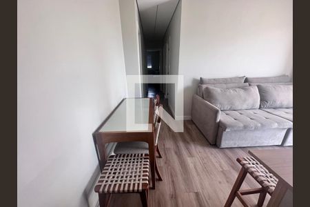Sala de apartamento à venda com 3 quartos, 66m² em Jardim Timbauhy, Barueri