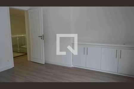Suite1 Principal de casa de condomínio à venda com 3 quartos, 340m² em Alphaville, Santana de Parnaíba