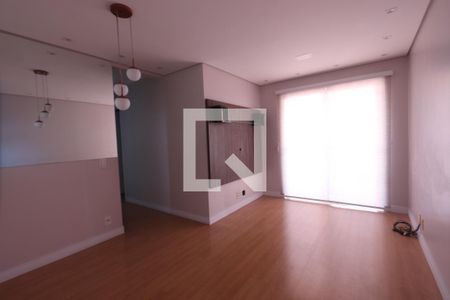 Sala de apartamento para alugar com 2 quartos, 54m² em Vila Ivone, São Paulo