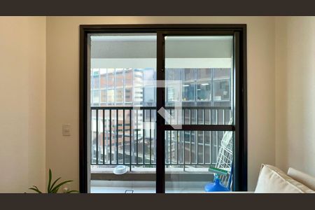 Varanda de kitnet/studio à venda com 1 quarto, 27m² em Pinheiros, São Paulo