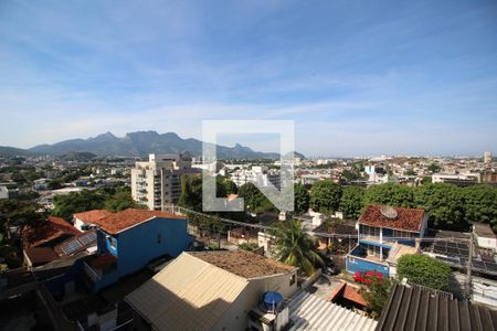 Sala 1 - Vista de apartamento para alugar com 3 quartos, 107m² em Taquara, Rio de Janeiro