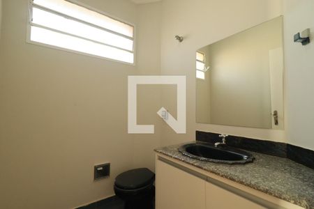 Lavabo de apartamento para alugar com 3 quartos, 193m² em Higienópolis, Ribeirão Preto