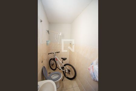 Banheiro da Suíte de casa para alugar com 3 quartos, 95m² em Tres Barras, Contagem