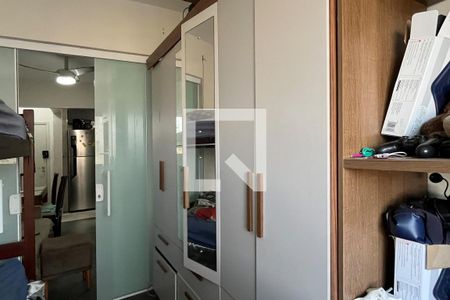 Quarto 1 de apartamento para alugar com 2 quartos, 46m² em Embaré, Santos