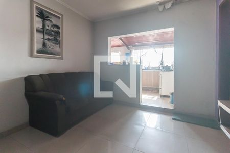 Sala de casa para alugar com 3 quartos, 250m² em Vila Sopreter, Poá