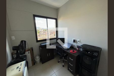 Quarto 1 de apartamento para alugar com 3 quartos, 68m² em Del Castilho, Rio de Janeiro