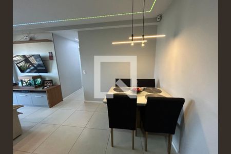 Sala de apartamento para alugar com 3 quartos, 68m² em Del Castilho, Rio de Janeiro