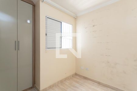 Quarto 1  de casa de condomínio para alugar com 2 quartos, 65m² em Jardim das Oliveiras, São Paulo