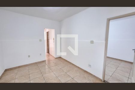 Sala de casa à venda com 2 quartos, 70m² em Bonsucesso, Rio de Janeiro