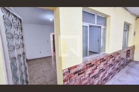 Varanda de casa à venda com 2 quartos, 70m² em Bonsucesso, Rio de Janeiro
