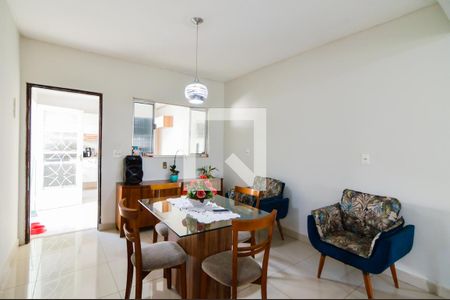 Sala de casa para alugar com 2 quartos, 208m² em Jardim Bebedouro, Guarulhos