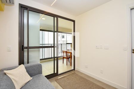 sala de estar de kitnet/studio para alugar com 1 quarto, 37m² em Pompeia, São Paulo