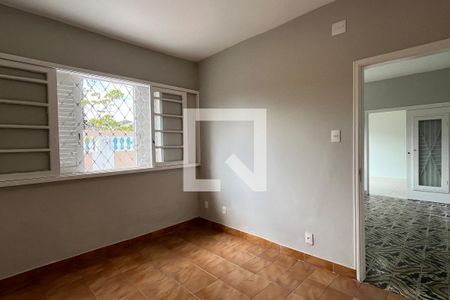 Quarto 1 de casa para alugar com 3 quartos, 133m² em Santa Maria, Santos