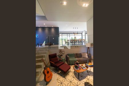 Salas de casa de condomínio à venda com 4 quartos, 280m² em Residencial Parque dos Alecrins, Campinas