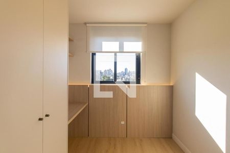 Quarto 1 de apartamento para alugar com 2 quartos, 55m² em Portão, Curitiba