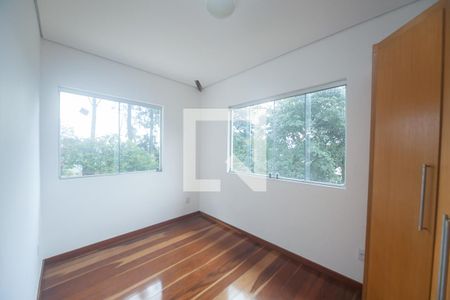 quarto 1 de casa de condomínio à venda com 3 quartos, 300m² em Condomínio Retiro das Pedras, Brumadinho