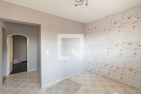 Sala de casa para alugar com 1 quarto, 60m² em Vila Martins, Carapicuíba