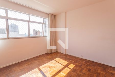 Suíte de apartamento para alugar com 4 quartos, 116m² em Santo Antônio, Belo Horizonte