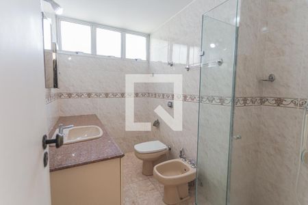 Banheiro da Suíte de apartamento para alugar com 4 quartos, 116m² em Santo Antônio, Belo Horizonte