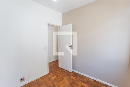 Quarto  de apartamento para alugar com 4 quartos, 116m² em Santo Antônio, Belo Horizonte