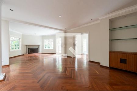 Casa à venda com 4 quartos, 384m² em Jardim America, São Paulo