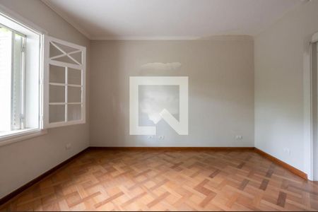 Casa à venda com 4 quartos, 384m² em Jardim America, São Paulo