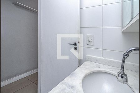 banheiro social_4 de apartamento para alugar com 2 quartos, 55m² em Vila Moraes, São Paulo
