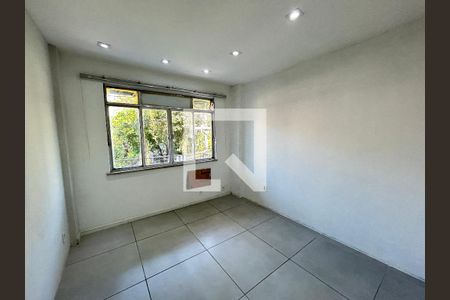 Quarto 1 de apartamento para alugar com 2 quartos, 97m² em Praça Seca, Rio de Janeiro