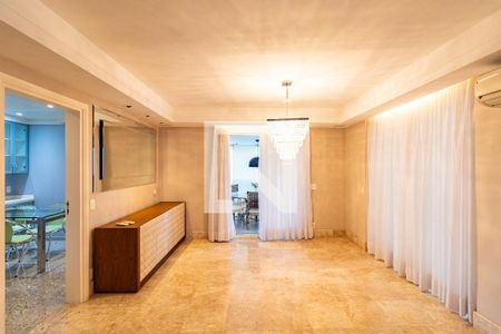 Apartamento para alugar com 4 quartos, 261m² em Vila Andrade, São Paulo