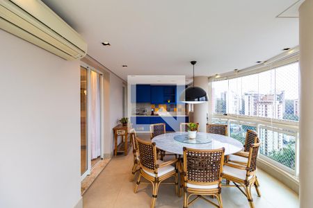Apartamento para alugar com 4 quartos, 261m² em Vila Andrade, São Paulo