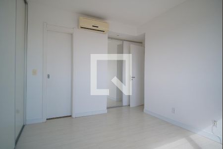 Suíte de apartamento para alugar com 3 quartos, 94m² em Jardim Europa, Porto Alegre
