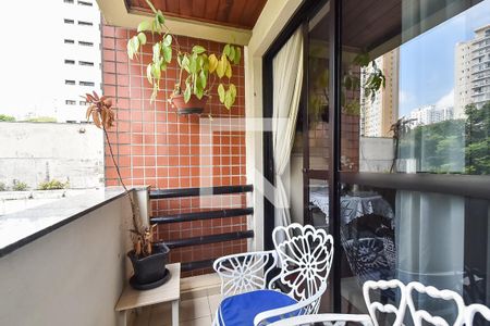 Varanda de apartamento para alugar com 4 quartos, 150m² em Jardim Vila Mariana, São Paulo